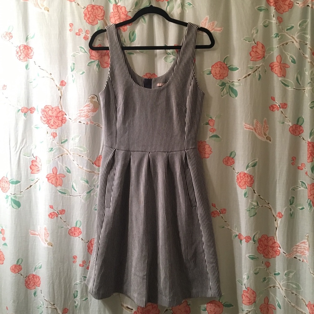 Banana Republic Blue & White Stripped Dress